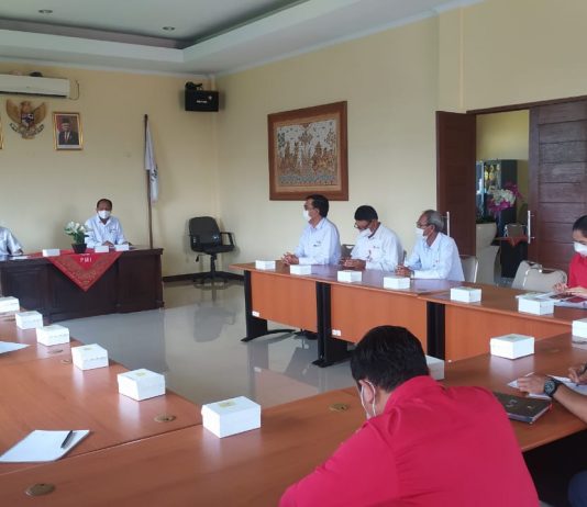 Rapat perdana di tahun 2022