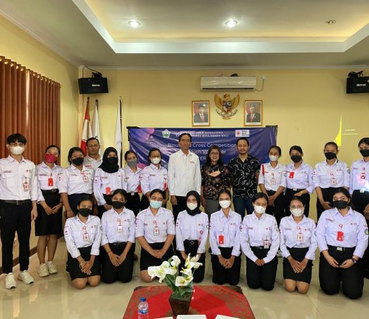 Berkompetisi lewat Podcast