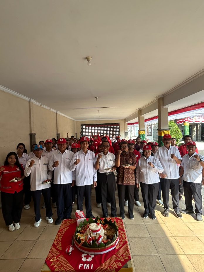 PMI Kabupaten Badung Gelar Apel Peringatan HUT ke-81 Kemerdekaan RI, Berikan Penghargaan kepada Donor Darah Sukarela dan Perusahaan